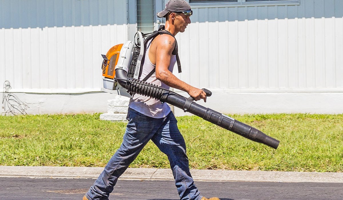 What’s The Right Pavement Blower For Your Property?