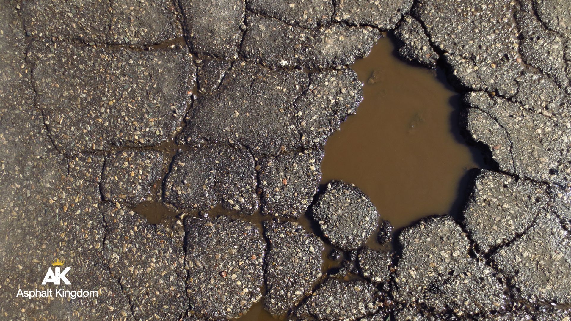 Pothole Fix Made Easy: How to Use Cold Patch and Primer for Lasting Results