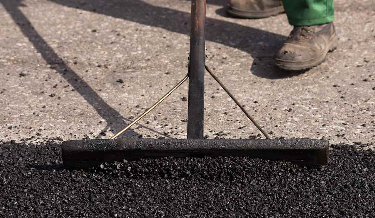 Asphalt Paving Repair Service in I - Affordable Road & Drive